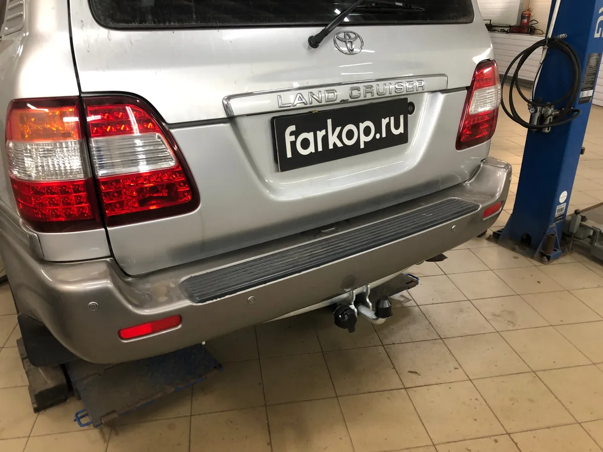 Фаркоп Galia для Toyota Land Cruiser J100 VX 1998-2008 T050A в Оренбург