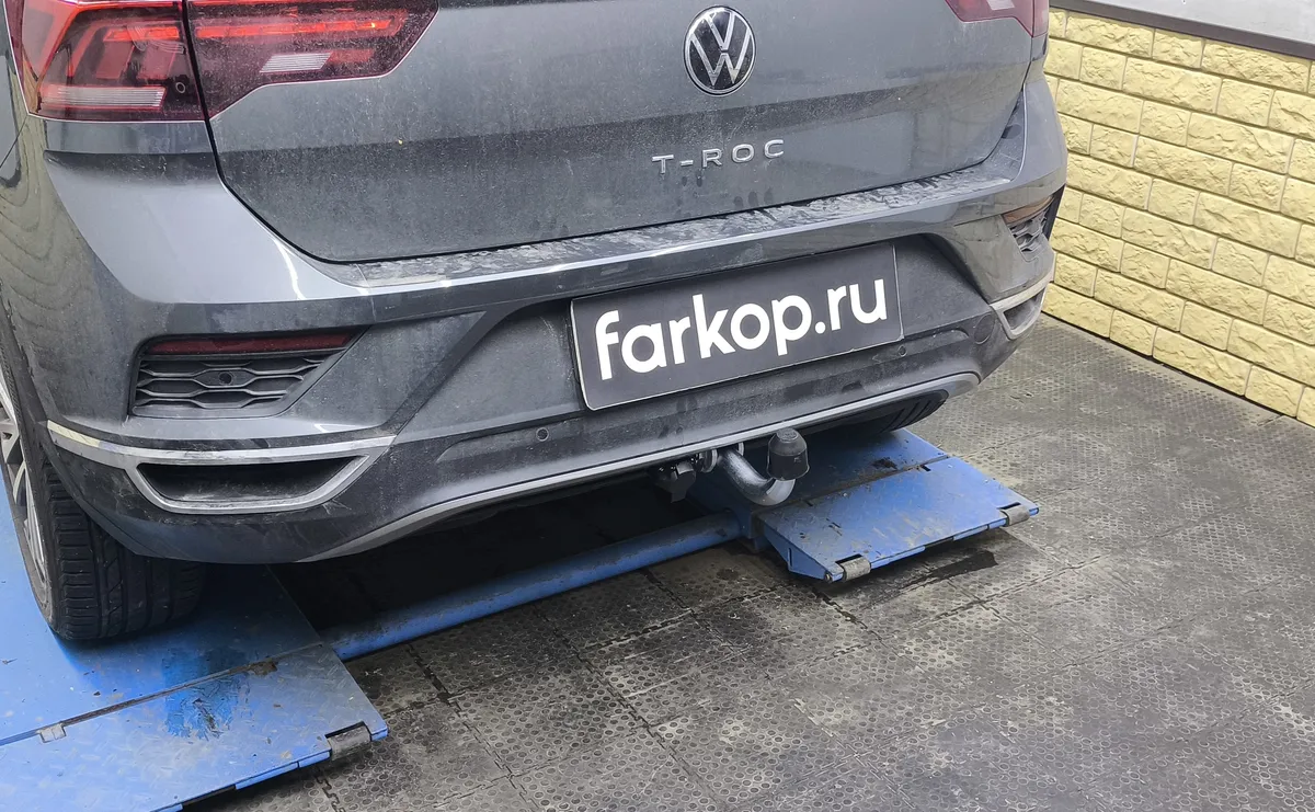Фаркоп Galia для Volkswagen T-Roc 2018- S105A в Оренбург