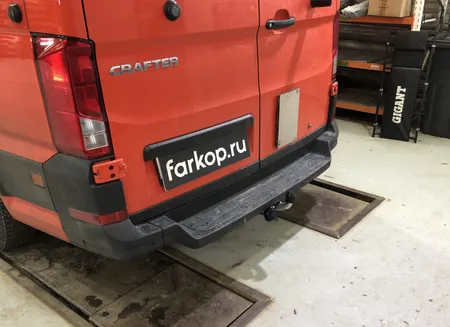 Фаркоп Galia для Volkswagen Crafter 2017-, (для а/м со ступенькой, одинарные колеса сзади)  V085A в Оренбург