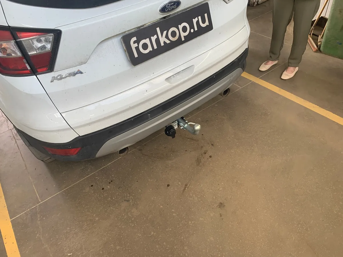 Фаркоп Лидер Плюс для Ford Kuga 2013-2019 F120-BA в Оренбург Фаркоп Лидер Плюс для Ford Kuga 2013-2019 F120-BA в Оренбург