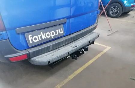 Фаркоп Steinhof для Volkswagen Crafter 2006-2016 (для а/м со ступенькой) V-033 в Оренбург