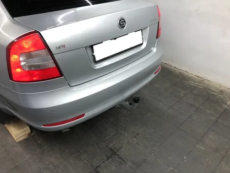 Фаркоп Galia для Skoda Octavia (лифтбек, универсал, вкл. Scout) 2005-2013 S086C в Оренбург