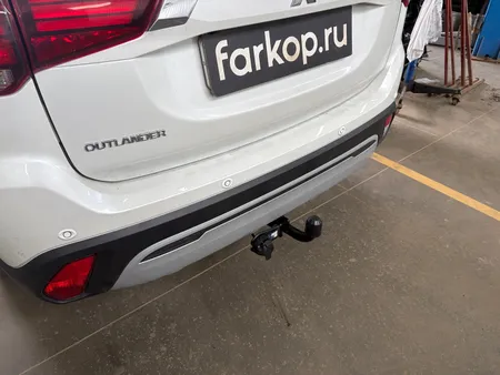 Фаркоп Berg для Mitsubishi Outlander 2012-2022 Арт. F.4013.001 F.4013.001 в Оренбург