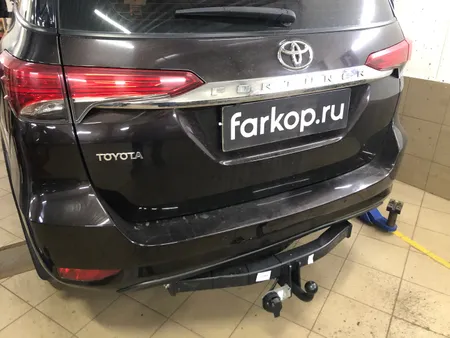 Фаркоп Трейлер для Toyota Fortuner 2017- Арт. 7870 7870 в Оренбург